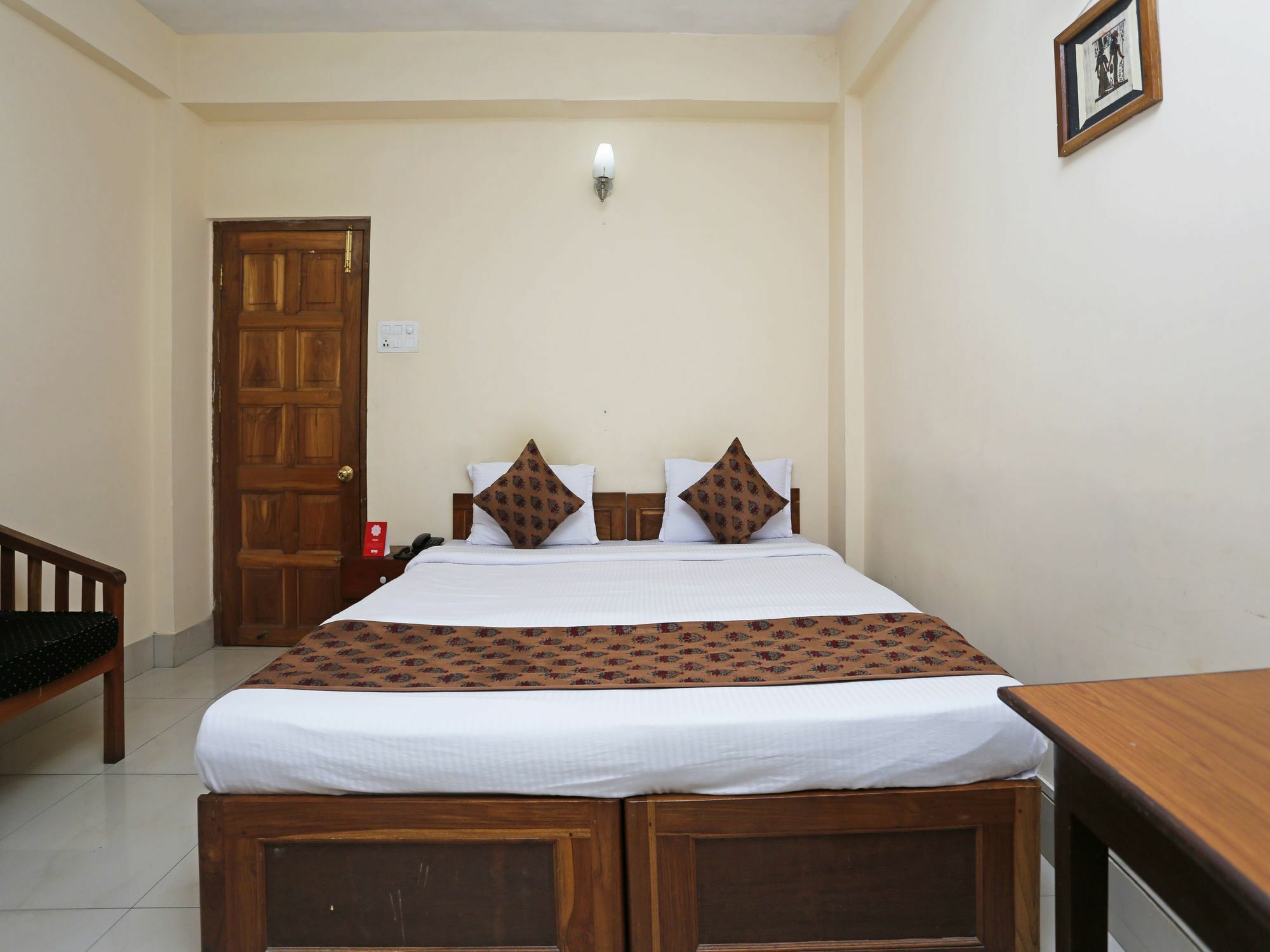 Oyo 2402 Hotel Highwinds Shillong Exterior foto